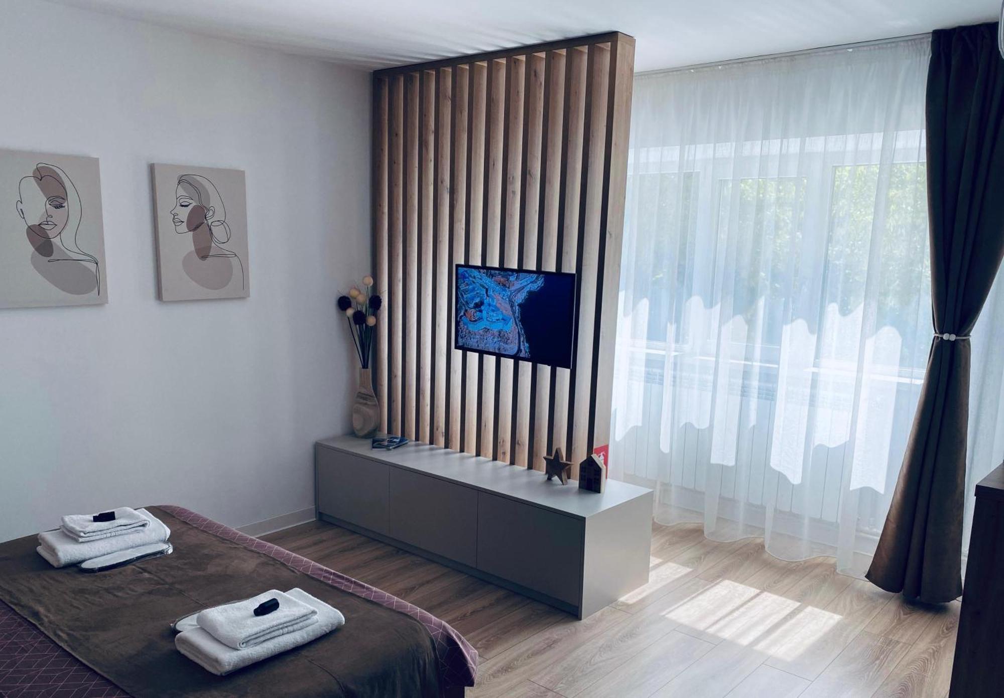 Central Luxury Apartment ยาช ภายนอก รูปภาพ